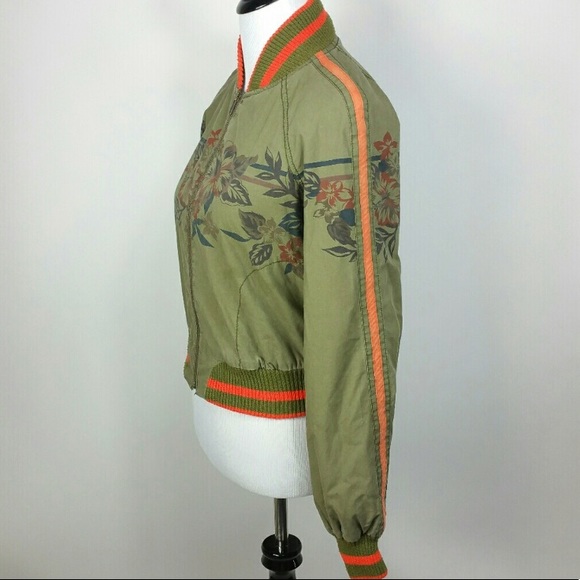 Free people hibiscus flower bomber jacket - Picture 2 of 4